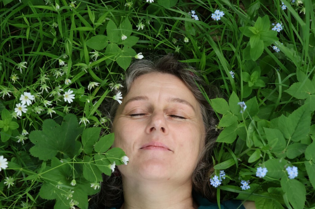 Žena v klidu a spočinutí – Tříměsíční Cesta z nemoci